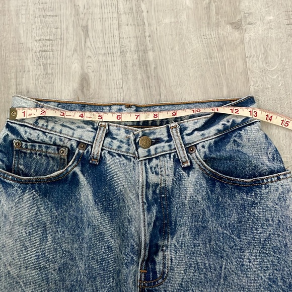 VTG 80s Levi’s 5 Button High Waist Acid Wash Straight Leg Jeans Size 26 Waist - Picture 7 of 11